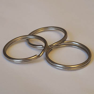 3 empty key ring